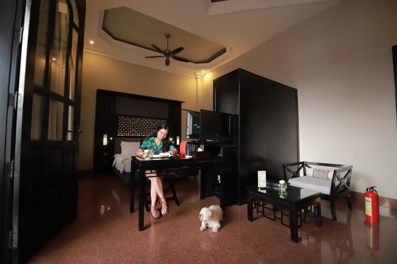 Hotel White Mansion 白色公馆 Phnom Penh Exterior foto