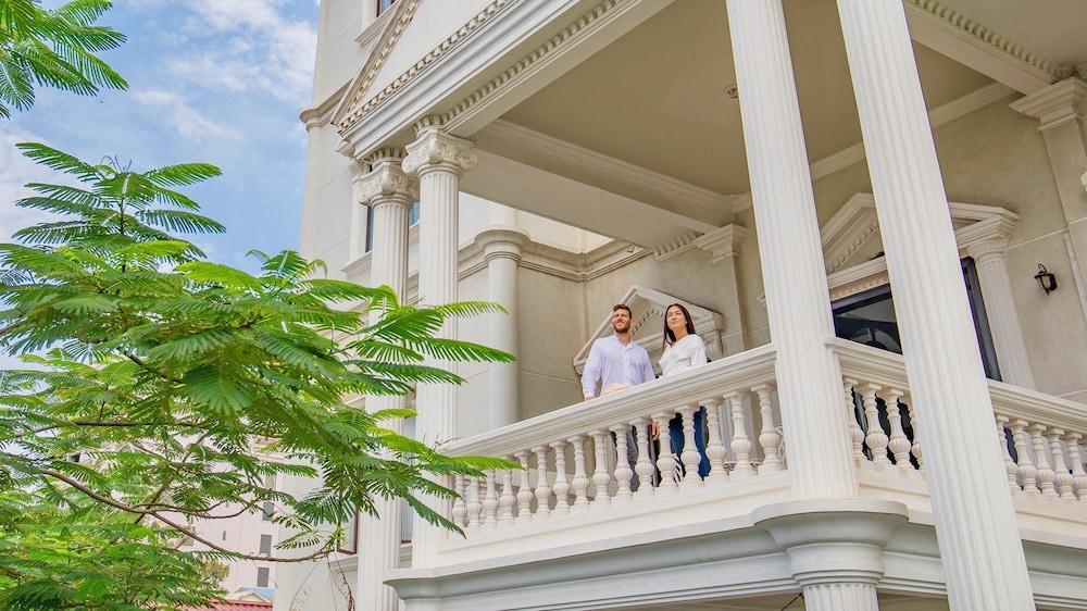Hotel White Mansion 白色公馆 Phnom Penh Exterior foto